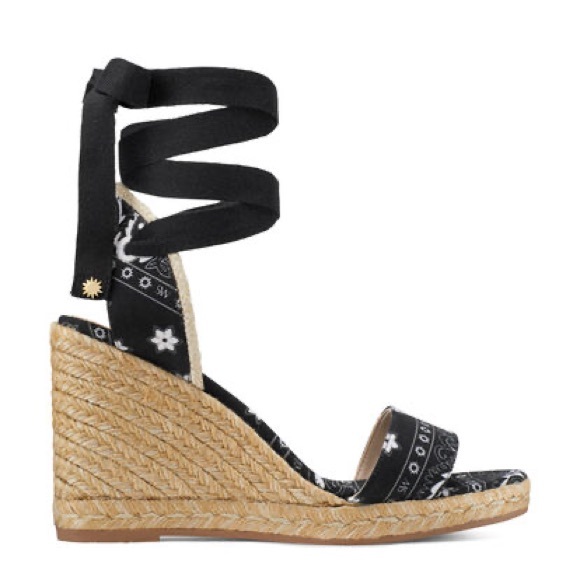 STUART WEITZMAN, Authentic Illeana Lace Up Wedges, Black Paisley Bandana Print - Picture 3 of 12